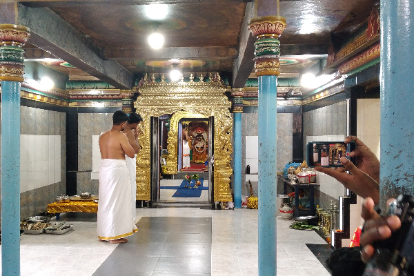 கிழக்கின் புதிய ஆளுநர் திருக்கோணேஸ்வரத்தில் வழிபாடு | Worship At Thirukoneswaram The New Governor East