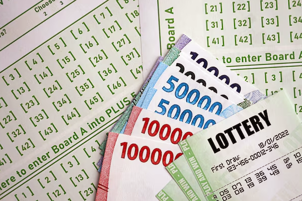 Lottery Winner: காய்கறி வியாபாரிக்கு கிடைத்த அதிர்ஷ்டம் - 11 கோடி ரூபாய் பரிசு | Vegetable Seller Amit Sehra Wins Lottery Prize Lottery Winner: காய்கறி வியாபாரிக்கு கிடைத்த அதிர்ஷ்டம் - 11 கோடி ரூபாய் பரிசு | Vegetable Seller Amit Sehra Wins Lottery Prize