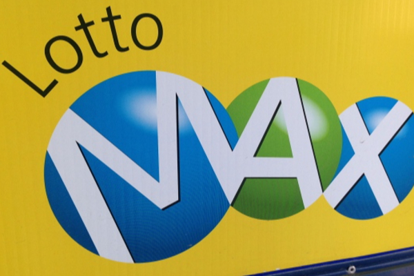 கனடாவில் 70 மில்லியன் டொலர் பரிசு வென்றவர் யார்? | 70 Million Lotto Max Jackpot