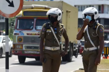 யாழில் 18 வயது வாலிபருடன் சிக்கிய 25 வயது யுவதி