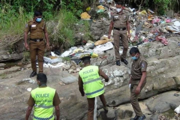 கொத்மலை ரம்பொட பூனாஓயாவில் ஆணின் சடலம் மீட்பு(Video)