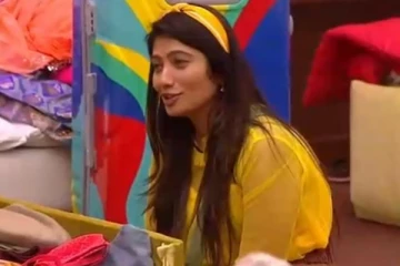 பிக்பாஸ் அல்டிமேட்டில் அதிகம் சம்பளம் வாங்குவது யார் தெரியுமா? ஜூலிக்கு ஒரு நாள் சம்பளமே இவ்வளவா?