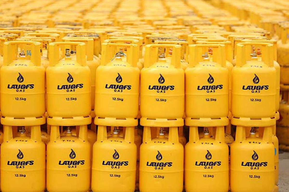 நாட்டுக்கு வந்த 7000 மெற்றிக்தொன் லாப்ஃஸ் எரிவாயு | 7 000 Metric Tons Of Laugfs Gas Arrives Country