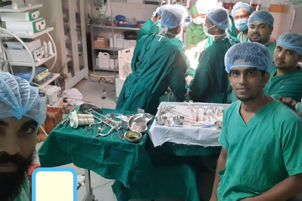 திருகோணமலையில் ஐந்து மணித்தியாலத்தில் சத்திர சிகிச்சை செய்து சாதனை | 5 Hour Surgery At Kinya Hospital