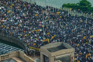 අර්බුද විසඳීමට හෙට(26) කරන්න යන දේ..