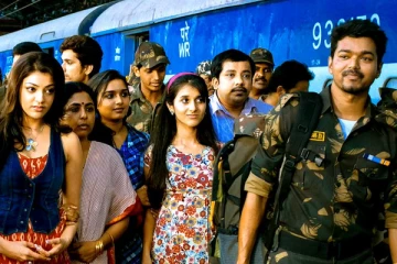 விஜய்க்கு தங்கையாக நடித்த நடிகையா இது! கிளாமர் உடையில் எப்படி இருக்கிறார் பாருங்க