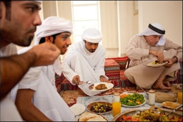 சாப்பிட அமரும் முறை குறித்து நபிகளாரின் வழிகாட்டல் | How To Eat In Islam Muhammad Nabi சாப்பிட அமரும் முறை குறித்து நபிகளாரின் வழிகாட்டல் | How To Eat In Islam Muhammad Nabi