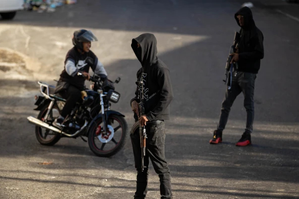 வெனிசுலாவில் வலுக்கும் பதற்றம்! அமெரிக்கர்களை உடனடியாக வெளியேறுமாறு அறிவிப்பு | Us Warns Americans To Leave Venezuela Immediately