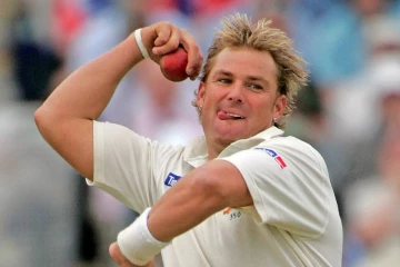 ஷேன் வார்னே மரணத்திற்கு கோவிட் தடுப்பூசியே காரணம் - மகன் குற்றச்சாட்டு