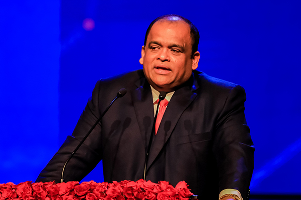 யாழிற்கு முன்னுரிமை;  சொந்த பணத்தை முதலிட்ட அமைச்சர் தம்மிக்க | Minister Dhammika Who Invested His Own Money