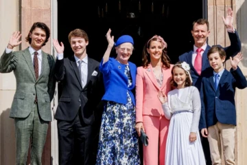 இளவரசர், இளவரசி பட்டங்கள் பறிப்பு! அரச குடும்பத்திற்கு அதிர்ச்சி கொடுத்த டேனிஷ் ராணி., பிரித்தானியாவில் பிரதிபலிக்குமா?