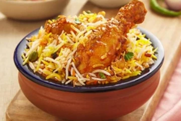 பிரியாணி சுவையான உணவு தான்! ஆனா இவர்கள் மட்டும் கிட்டயே போகக்கூடாதாம்