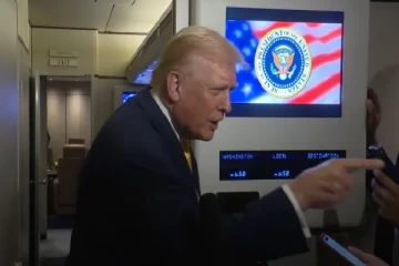 வாயை மூடு பன்றிக்குட்டி... பெண் ஊடகவியலாளரிடம் சீறிய ட்ரம்ப் ; வெடித்தது புதிய சர்ச்சை