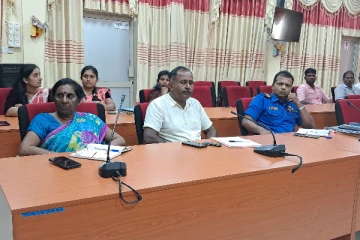 முல்லைத்தீவில் இடம்பெற்ற சட்டவிரோத கடற்தொழிலை தடுத்தல் தொடர்பான விசேட மீளாய்வுக் கூட்டம்