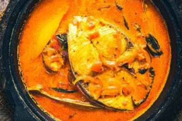 நீங்கள் மீன் சாப்பிடுபவரா?  உங்களை மரணம் நெருங்குகிறது...  யார் யாரெல்லாம் தொடக் கூட கூடாது?