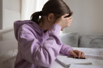 பத்தாம் வகுப்பு மாணவியை சீரழித்த அத்தான்; சகோதரி வீட்டில் நடந்த கொடுமை