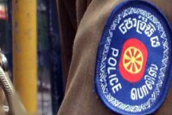 மாட்டுத் திருட்டில் ஈடுபட்ட பொலிஸ் அதிகாரிக்கு பணி இடைநீக்கம் | Police Officer Involved In Cow Theft Suspended மாட்டுத் திருட்டில் ஈடுபட்ட பொலிஸ் அதிகாரிக்கு பணி இடைநீக்கம் | Police Officer Involved In Cow Theft Suspended