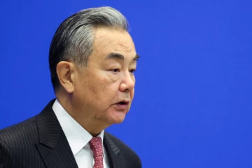 தென்கொரிவின் முன்னாள் பிரதமர் வாங்க் ஹொ யன் கைது