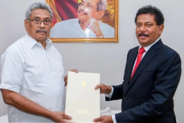 අද සිට රටේ වෙනසක් වෙයි?..ජනපති ලේකම් පුටුවට අලුත් මුහුණක්.