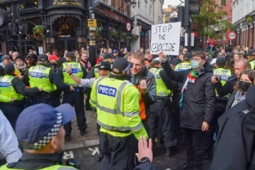 லண்டனில் குவிக்கப்படும் 1,000க்கு மேற்பட்ட பிராந்திய பொலிசார்: பிரதமர் ரிஷி சுனக் விடுத்த எச்சரிக்கை