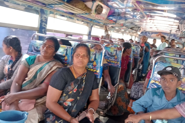 மட்டக்களப்பில் போராட்டம் : அம்பாறையில் இருந்து வந்தவர்களை அச்சுறுத்திய காவல்துறை | Blak Day Protest Batticalo Police Threat People