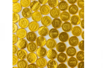 தங்க முலாம் பூசப்பட்ட போலி நாணயங்களுடன் இருவர் கைது