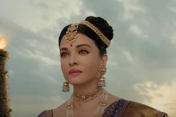 ஐஸ்வர்யா ராயின் அம்மாவை பார்த்திருக்கிறீர்களா? போட்டோவுடன் இதோ