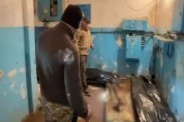 உக்ரைனில் குடியிருப்பின் தரைத்தளம் முழுக்க நிரம்பியுள்ள சடலங்கள்!