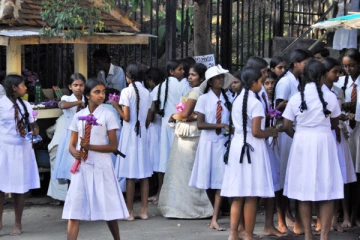 உயர்தரம் உள்ளிட்ட மேலும் சில வகுப்புக்களை  மீள ஆரம்பிக்க தீர்மானம்