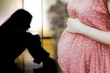 பார்வையற்ற பெற்றோர்; தகாத உறவில் நெருக்கம் - குழந்தை பெற்று தெருவில் வீசிய சிறுமி!