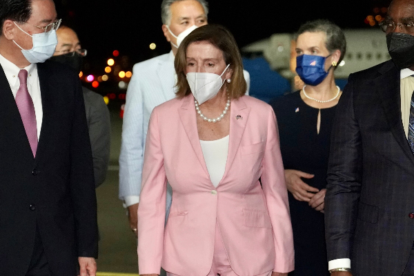 அமெரிக்க சபாநாயகர் மீது அதிரடி நடவடிக்கை எடுத்த சீனா | China Sanctions Pelosi Over Taiwan Row