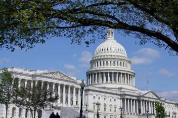 உக்ரைனுக்கு 30 பில்லியன் டாலரை வழங்கவுள்ள பிரபல நாடு!