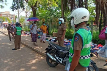 வவுனியாவில் முககவசம் அணியாமல் செல்பவர்களுக்கு எதிராக நடவடிக்கை