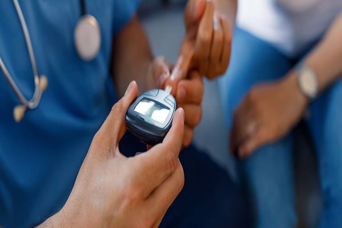 நீரிழிவு நோயாளிகள் எந்த பழங்களை சாப்பிடலாம்? | Which Fruits Can Diabetic Patient Eat