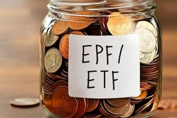 EPF-ETF වෙනුවට විශ‍්‍රාම වැටුපක්.. අවු 55 සම්පූර්ණ වූ පසු ලැබෙන විශාල මුදල වෙනුවට මාසික වැටුපක් දෙන්න යන බවට බරපතළ චෝදනාවක්