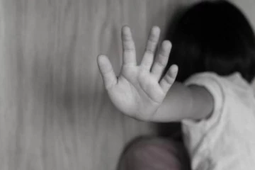 12 வயதான சிறுமிக்கு 77 வயது தாத்தாவால் நேர்ந்த கொடூரம்!