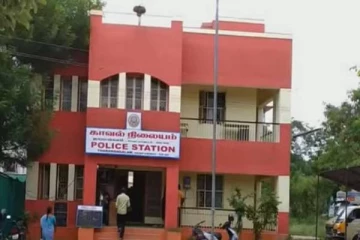 கண்ணை மறைத்த காதல்; ஒரு பெண்ணுக்காக மோதிக் கொண்ட 2 இளைஞர்கள்