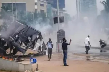 நாட்டில் நடந்த வன்முறைகள் சம்பந்தமாக 800க்கும் மேற்பட்டோர் கைது