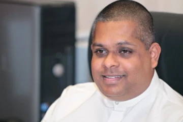 සජින් ද වාස්ට ඇප