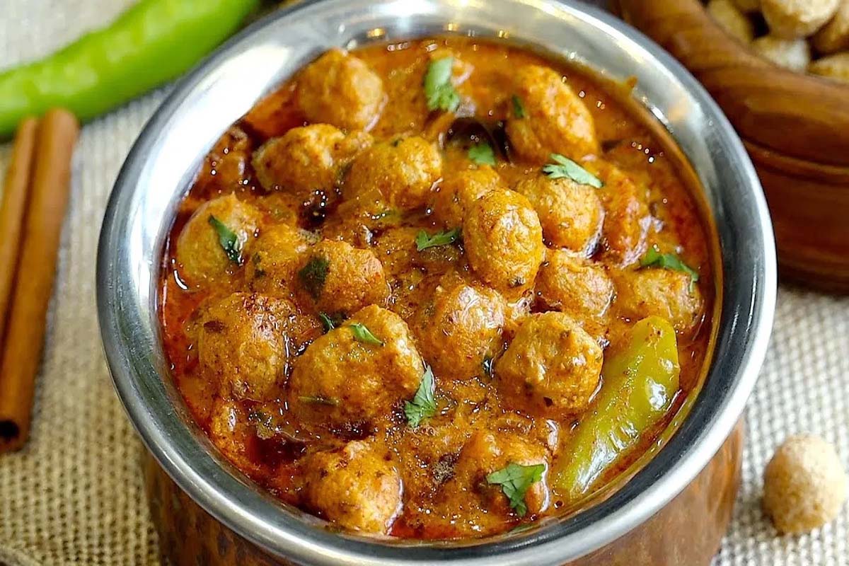 சப்பாத்திக்கு சுவையான மீல் மேக்கர் கிரேவி... வெறும் 10 நிமிடம் போதும் | How To Make This Spicy Gravy For Chapati சப்பாத்திக்கு சுவையான மீல் மேக்கர் கிரேவி... வெறும் 10 நிமிடம் போதும் | How To Make This Spicy Gravy For Chapati