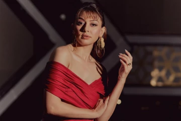 ஹன்சிகாவின் அழகிய ஸ்டில்கள்.. ஹாட் உடையில் எடுத்த போட்டோஷூட்