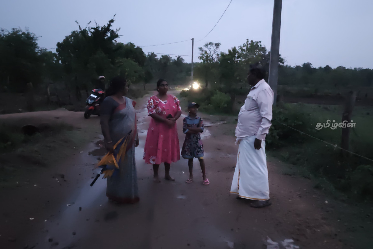 மின்னிணைப்பு இன்றி அவதியுறும் ஏம்பைக்குளம் கிராம மக்கள் - நிலமைகளை நேரில் சென்று ஆராய்ந்த ரவிகரன் எம்.பி | Raviharan Mp Statement