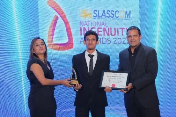 தென் மாகாண பல்கலைக்கழக பிரிவில் சிறந்த கண்டுபிடிப்புக்கான விருதை பெற்ற மாணவன்