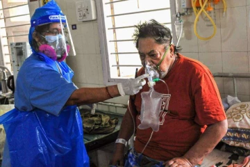 ஒக்ஸிசனால் உயிர்வாழும் நோயாளிகளின் எண்ணிக்கை சடுதியாக அதிகரிப்பு