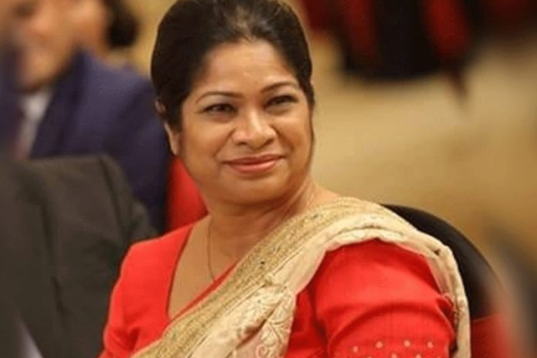 கோட்டாபயவினால் உடனடியாக நீக்கப்பட்ட பெண் அதிகாரி! | Trade Ministry Secretary Removed