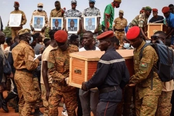 பயங்கரவாதிகள் தாக்குதலில் 33 ராணுவ வீரர் பலி!