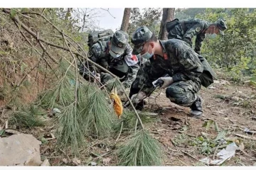 சீனா :132 பயணிகளுடன் மலையில் மோதி விபத்துக்குள்ளான விமானத்தின் கருப்பு பெட்டி கண்டுப்பிடிப்பு