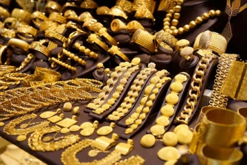 தங்கம் விலை அதிரடியாக உயர்ந்தது... இன்றைய விலை நிலவரம் (27-11-2023)