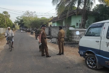 மட்டக்களப்பில் மோப்ப நாய்களுடன் களமிறங்கிய பொலிஸார்