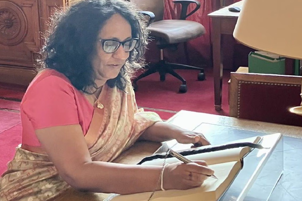 கின்னியா பல்கலைக்கழக காணி சுற்றுலாத்துறை அமைச்சுக்கு | Kenyatta University Land Transferred To Tourism கின்னியா பல்கலைக்கழக காணி சுற்றுலாத்துறை அமைச்சுக்கு | Kenyatta University Land Transferred To Tourism